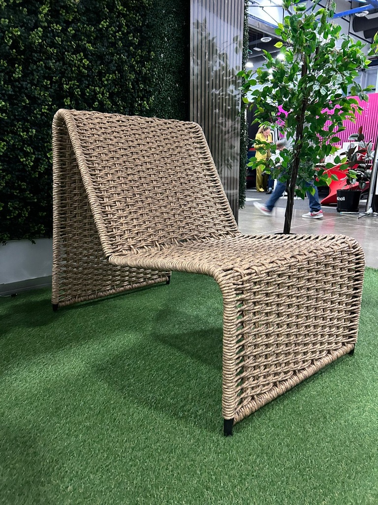 SANTO LOUNGE BANQUITO