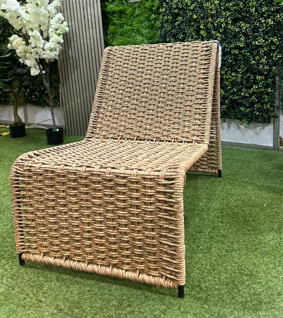 SANTO LOUNGE BANQUITO