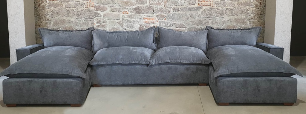 VIOLETA SALA EN HERRADURA - EC25