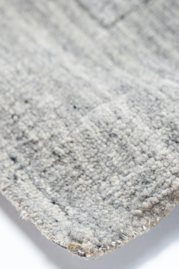 KIRTI D3033 GRIS OBSURO 160*230 TAPETE - LN26