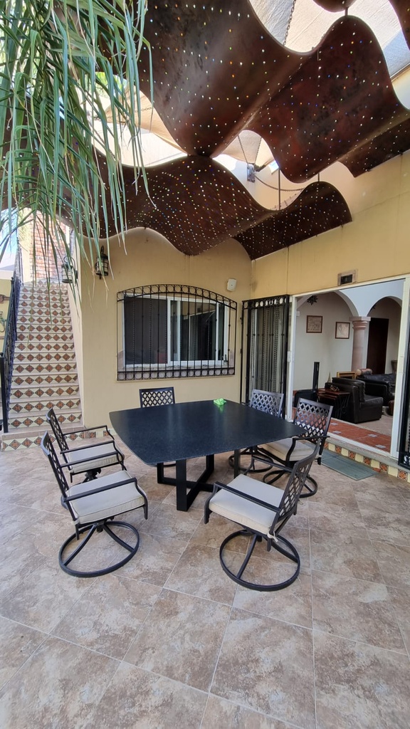 PIEDRA CUADRADA 150x150cm MESA DE COMEDOR - MG25