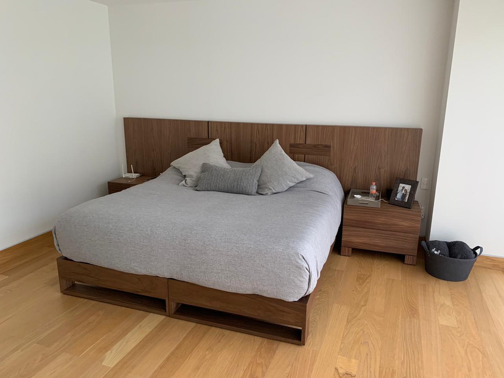 FINN BASE DE CAMA - P25