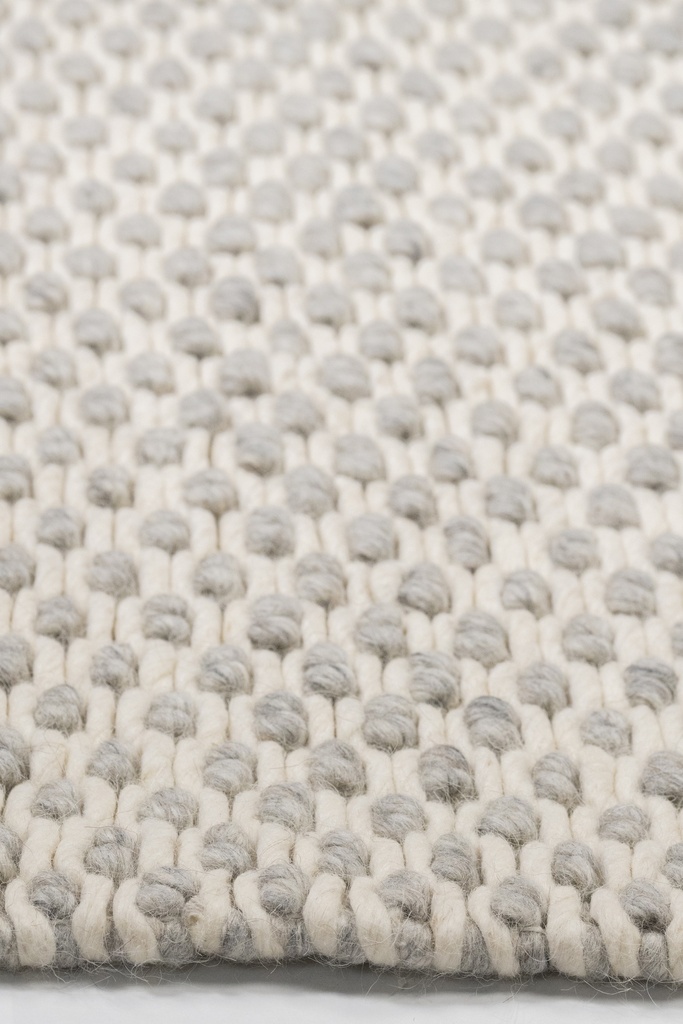 ANIKA N8051 MARFIL GRIS 300*400 TAPETE- LN26