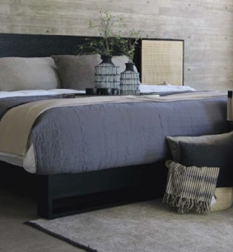 [TB6405C-03] SANTUARIO CABECERA DE CAMA KING SIZE CARBON Y BEJUCO - P25